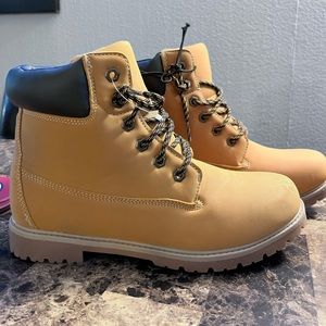 Brand new combat boots, women’s size 9
